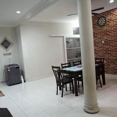 Sri Wang Homestay @ Arau Exterior foto